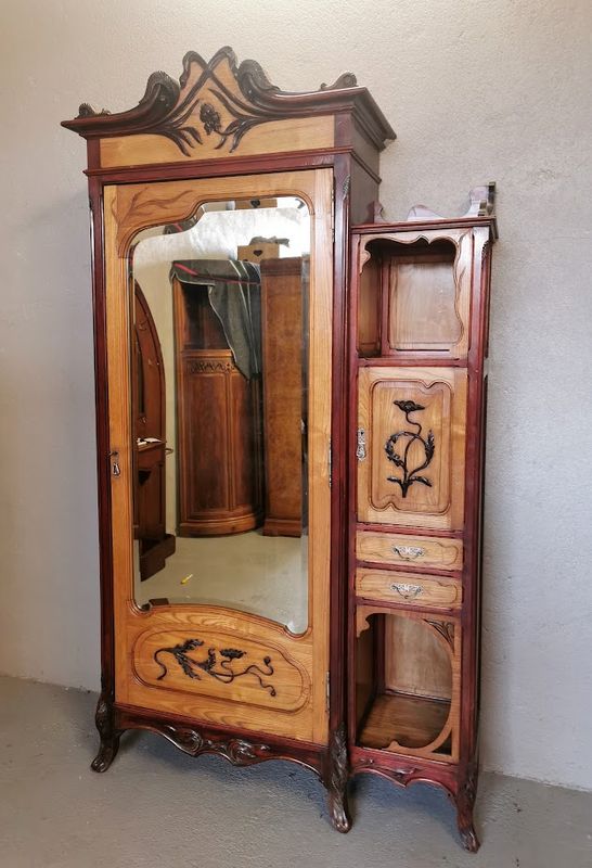 Armoire Art Nouveau Ecole de Nancy "Aux Pavots"