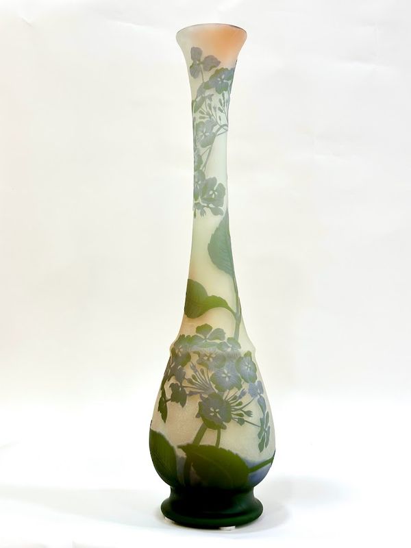 Emile Gallé Grand Vase "Aux Hortensias"