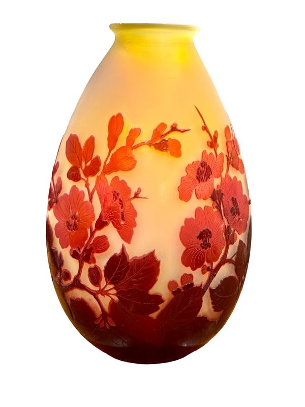 Emile Gallé Vase "Fleurs de Pommier"