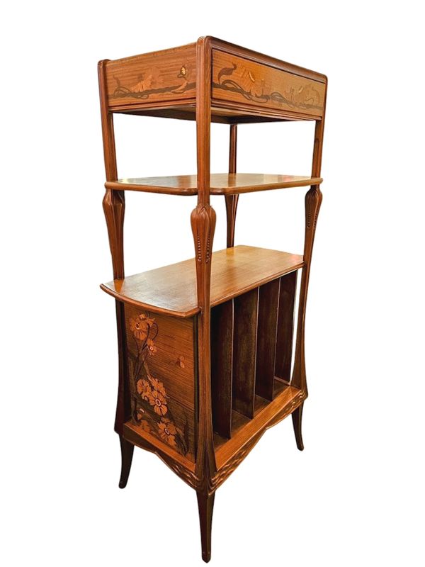 Louis Majorelle Etagère de Présentation "Pavots et Papillons"