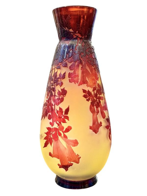 Emile Gallé Important Vase "Bignones Rouges"