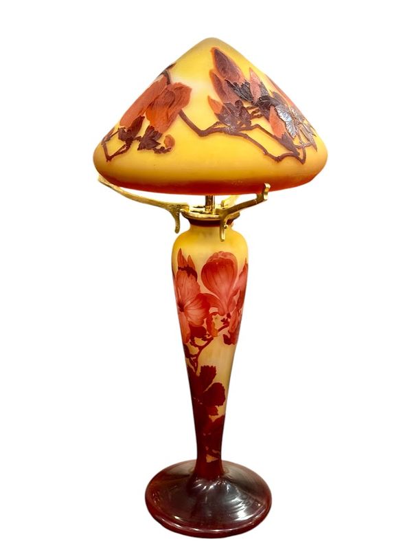 Emile Gallé Grande Lampe Champignon "Magnolias"