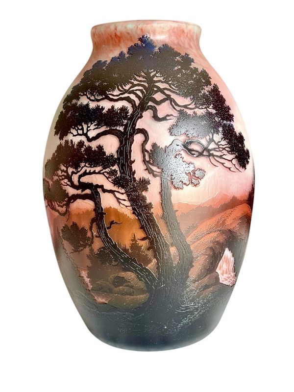 Muller Frères Lunéville Important Vase "Paysage Lacustre de Montagne à la Cascade"