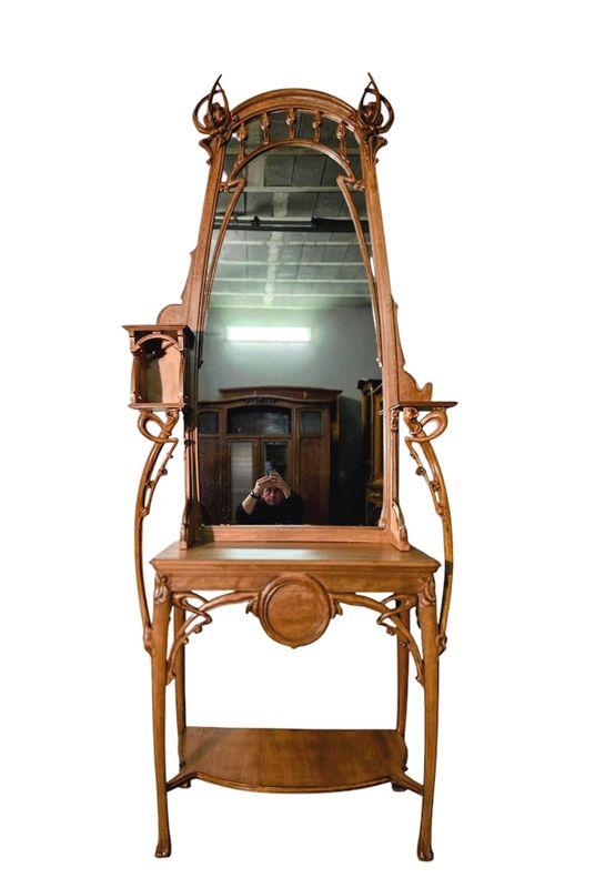 Louis Brouhot Importante Console "Aux Iris"